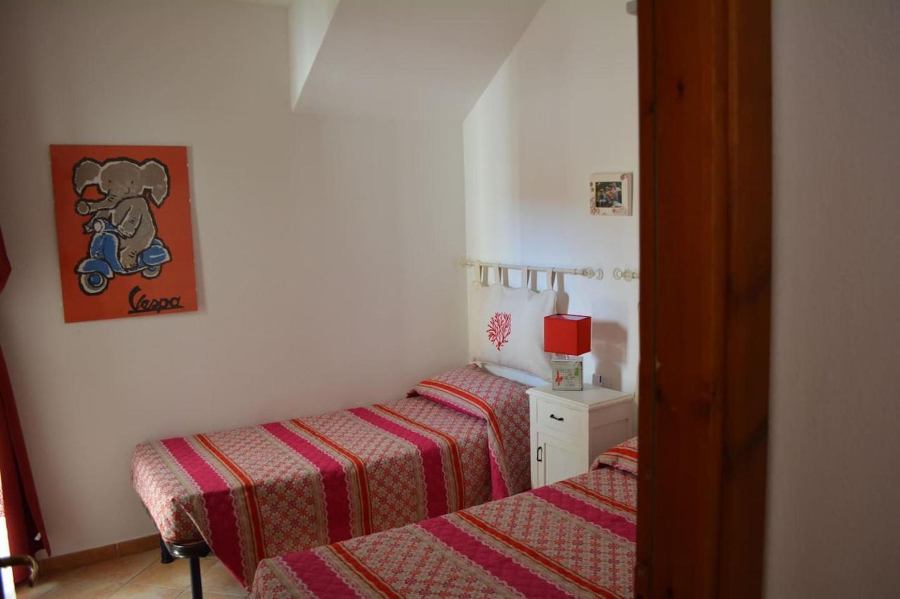 Casa Della Vespa 오로세 외부 사진